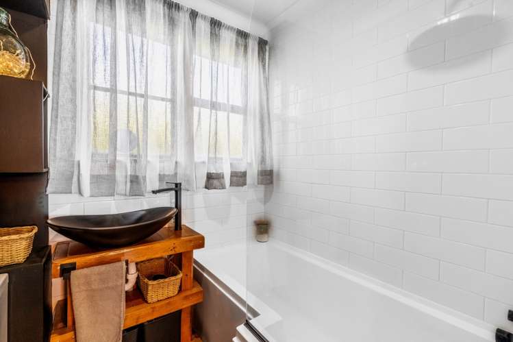 219 Saint Andrew Street Glengarry_14