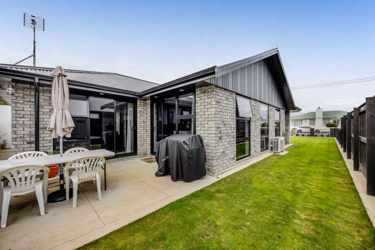 4a Surrey Street Hawera_14