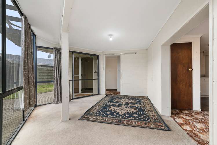 33 Rousehill Street Renwick_14