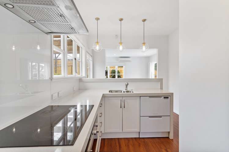 32 Athens Road Onehunga_10