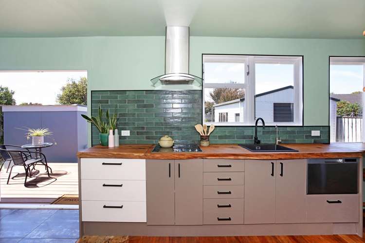 16 Kittyhawk Row Bulls_3