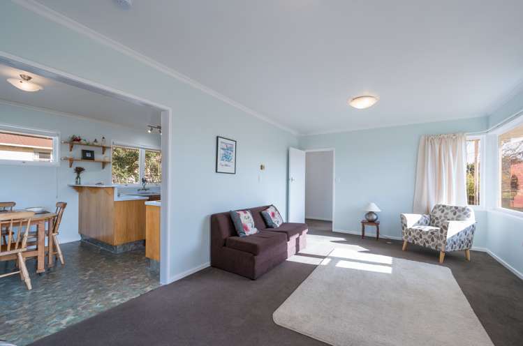 29 Churchill Avenue Richmond_9