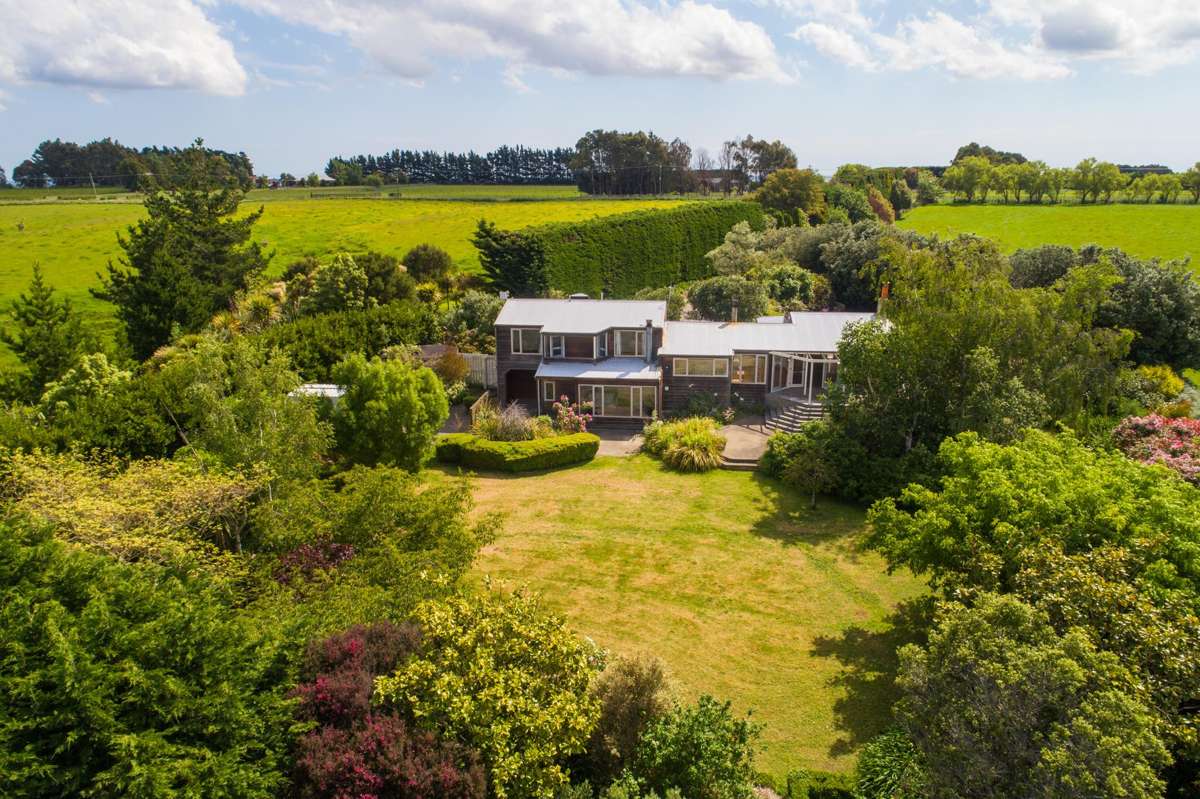 302 Mount Stewart Halcombe Road_0