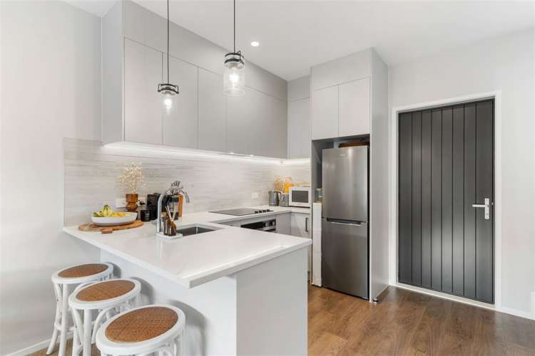 5/2 Waipa Street Birkenhead_2