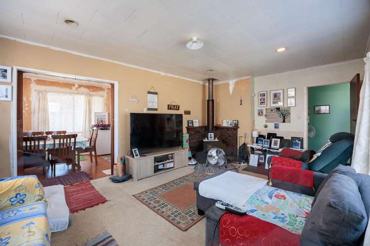 156 Portsmouth Road_3