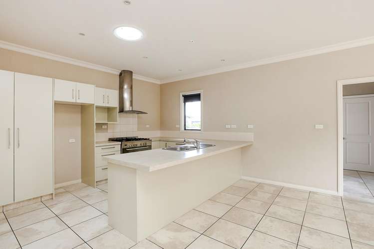 80 Merlot Drive Greenmeadows_8