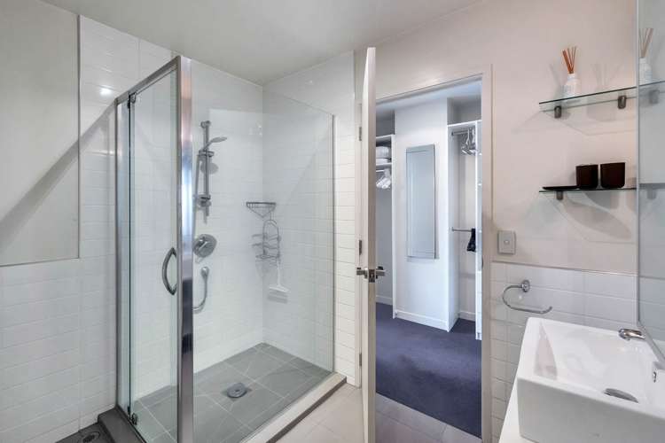 1301/17 Vogel Lane Auckland Central_9