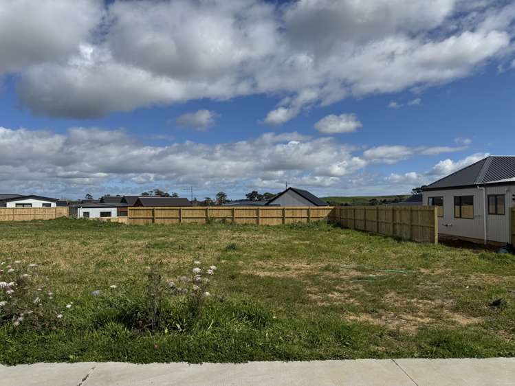 69 Karaka Village Parade Karaka_7