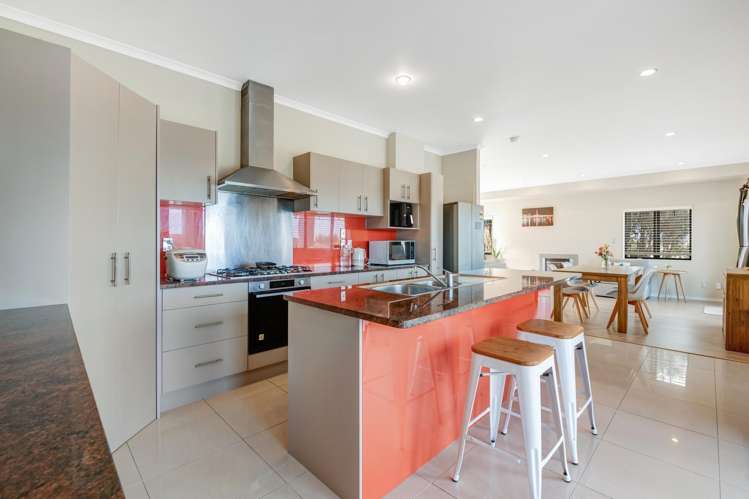 103 Alec Craig Way Gulf Harbour_9