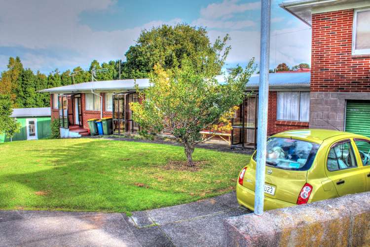 102 Titirangi Road New Lynn_20