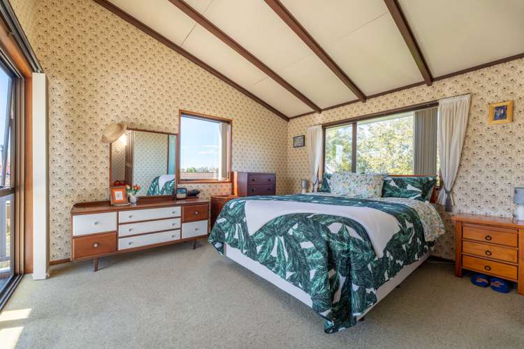 12 Charles Street Weston_13