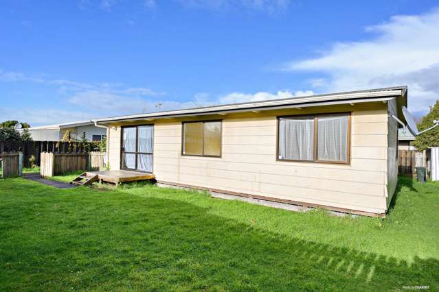 2/19 Rollerson Street Papakura_1