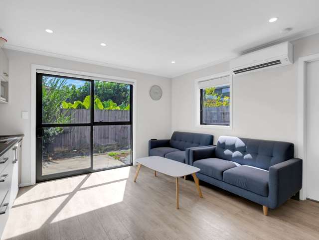 2/54 Helena Road Hillcrest_4