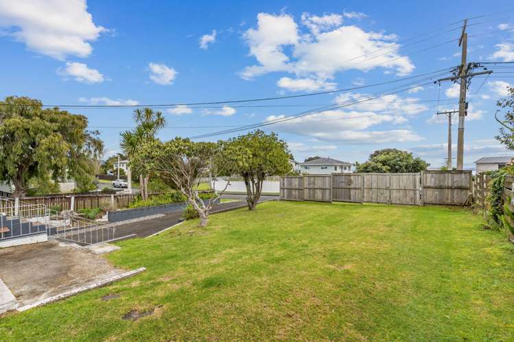 8 Manaia View Road One Tree Point_12