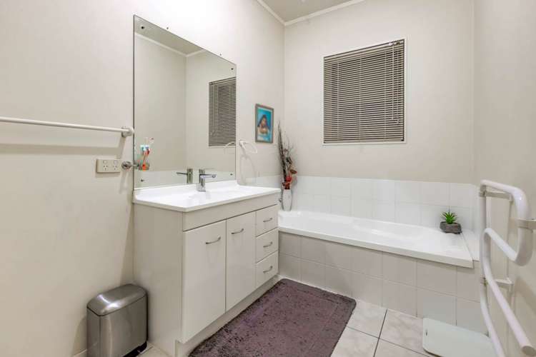 2/140 Rangitoto Road Papatoetoe_13