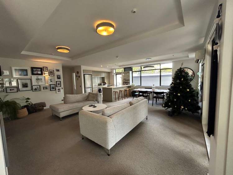 8/48 Marine Parade 11229_16