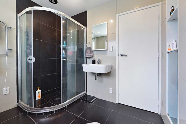 11 Matipo Crescent Pukete_9