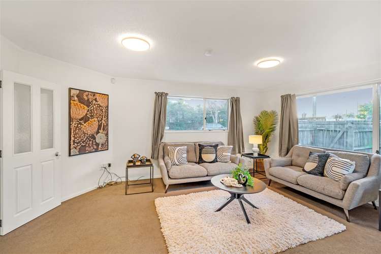 38 Eveleyn Couzins Avenue Richmond_6