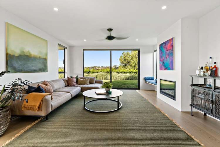 17 Dinning Road Riverhead_3