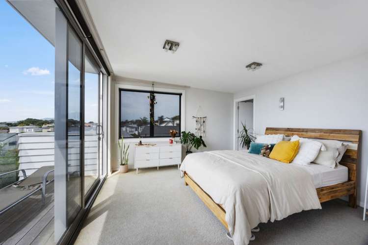 276 Lake Road Hauraki_15