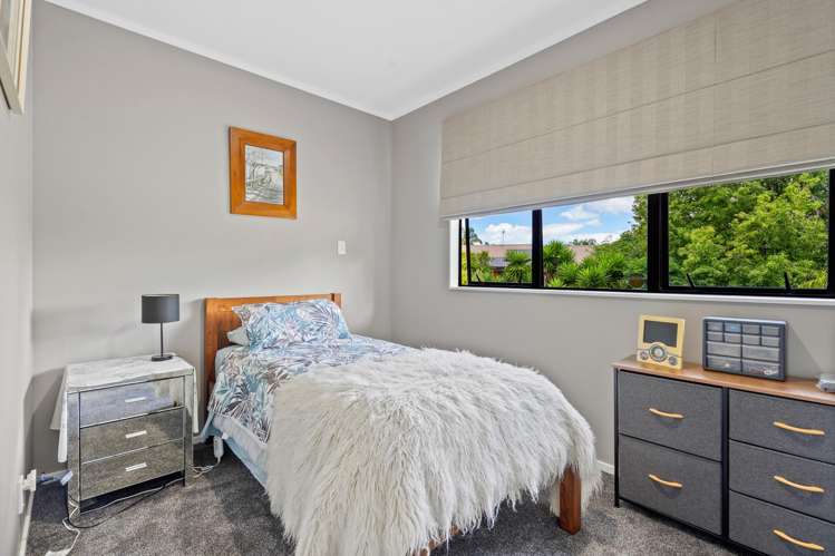 102 Fairway Drive Te Kamo_4