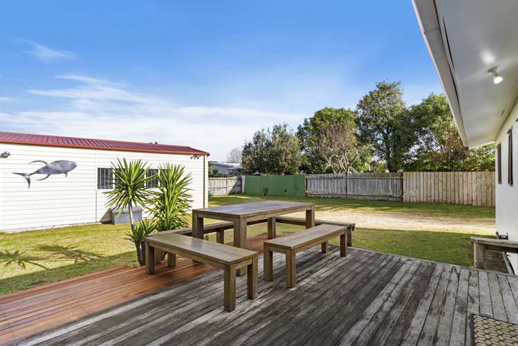 309 Linton Crescent Whangamata_16