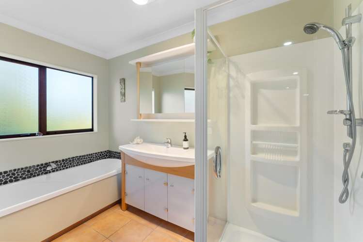 14 Nugget Grove Raumati Beach_23