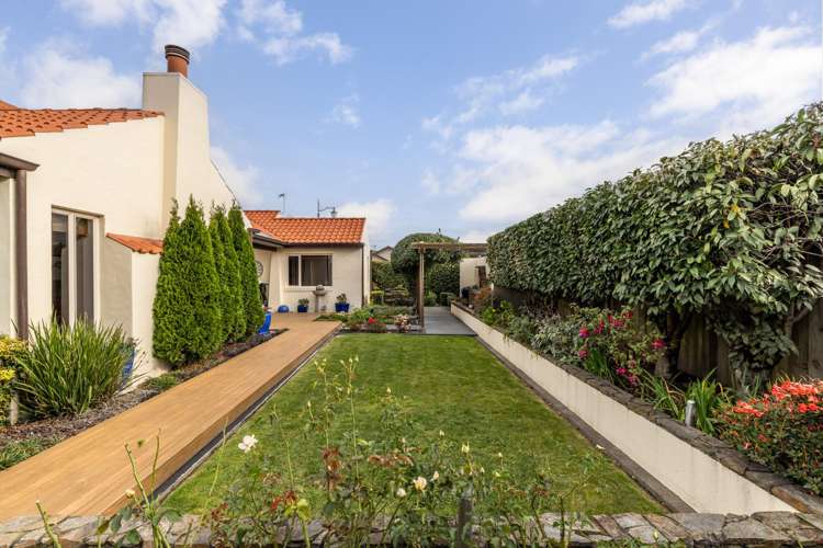 11 Park Lane Greenmeadows_17