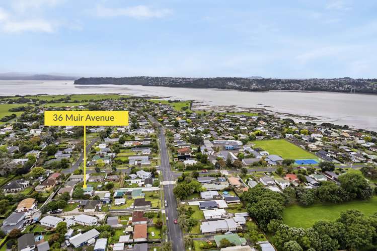 36 Muir Avenue Mangere Bridge_15