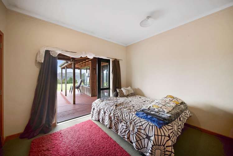 22 Falls Road Hunua_13