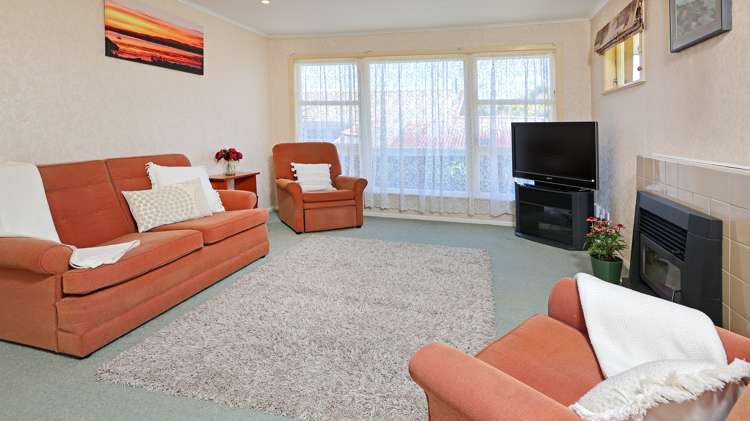 3 Tracey Terrace Te Atatu South_10