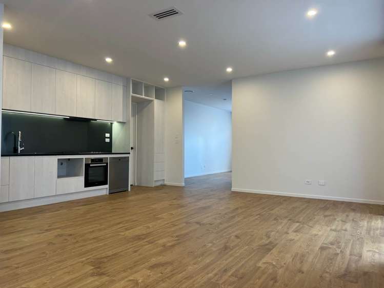 72 Drumbuoy Drive Flat Bush_4