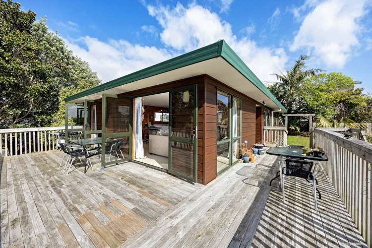8A Matai Road Stanmore Bay_5