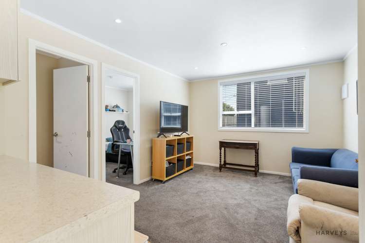 20 Norman Road Titirangi_13