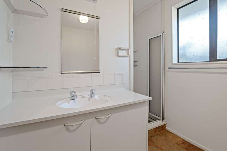 1/260 Lincoln Road Addington_8