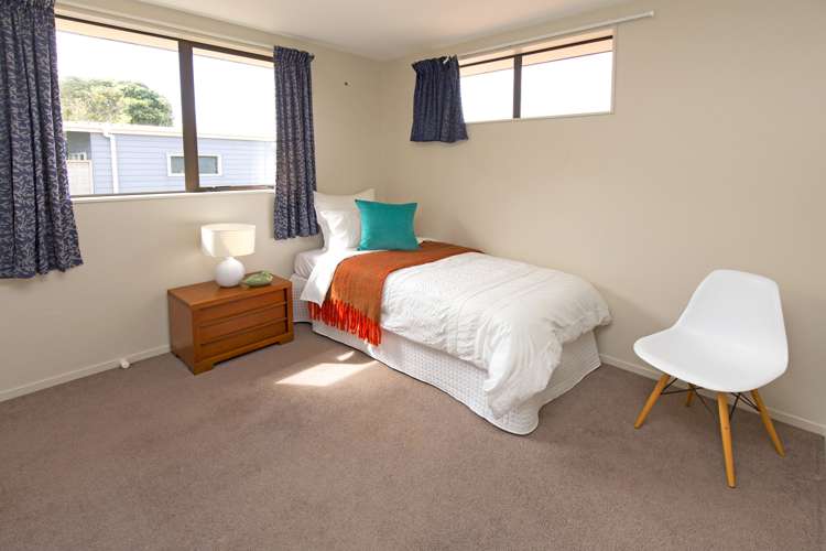 20 Laurie Street Red Beach_11