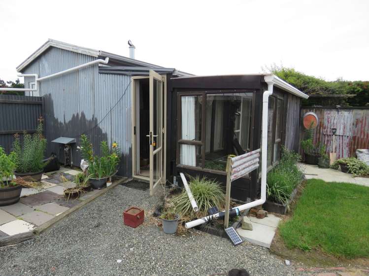 101 Wards Road Chertsey_12