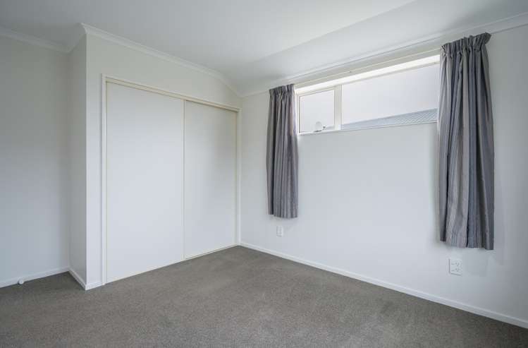 17 Covent Drive Stoke_11