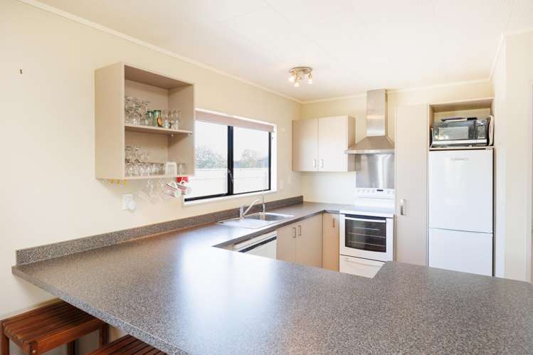 18 Thomas Place Foxton Beach_4