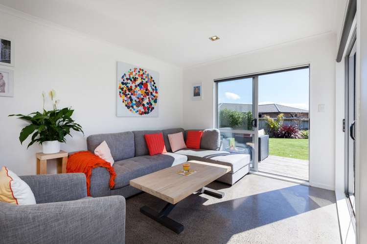 17a Manukaka Heights Hurdon_6