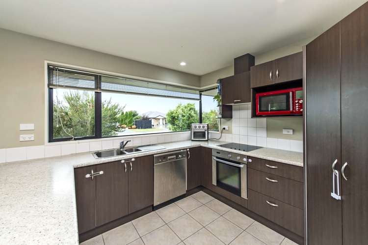 2 Everest Way Springston_7