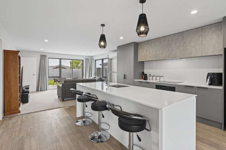 17 Hanmer Crescent_4