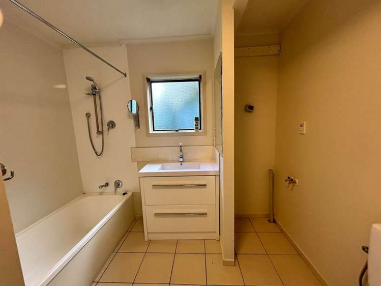 899 East Coast Road Northcross_5