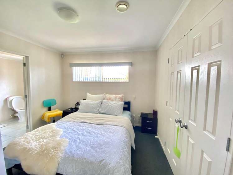 7 Newbliss Crescent East Tamaki Heights_12