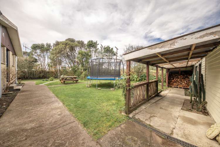 25 Ngahue Crescent Carters Beach_22