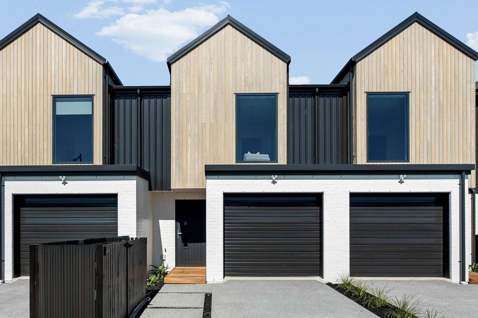 2/1 Adzebill Court Rototuna North_0