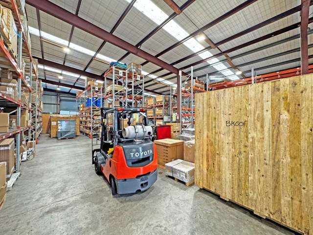 8 George Bourke Drive Mt Wellington_3