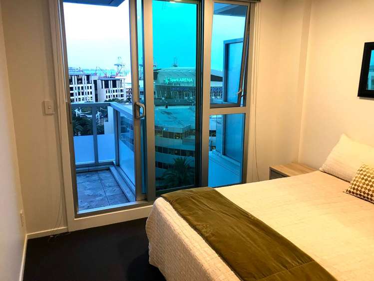 802/85 Beach Road Auckland Central_14