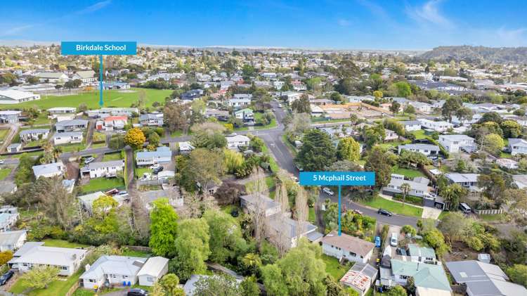 5 McPhail Street Birkdale_18