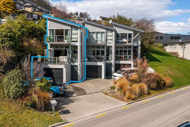 1/97 Hallenstein Street Queenstown_3